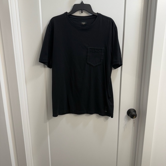 Fendi Classic Black Short Sleeve Tee Embossed Logo Size L - Picture 1 of 12